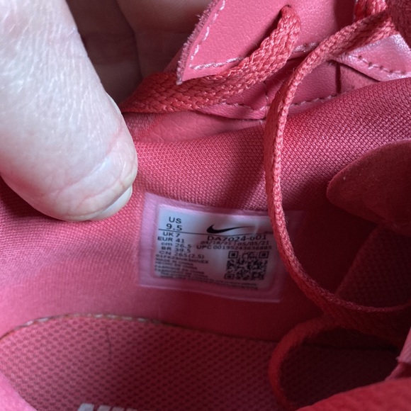 Nike React Hot Pink Air Max - Picture 6 of 7